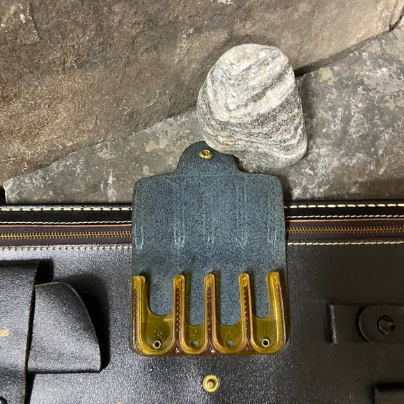 Solid Leather Utility Organizer & Glasses Holder  for Drivers - Picture 9 of 9